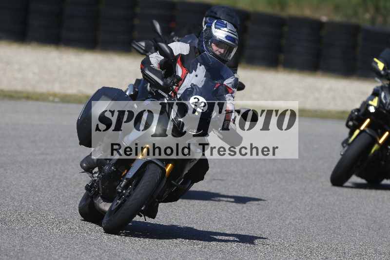 /01 02.04.2026 MAZ ADR/Gruppe gelb Gruppe gruen/22